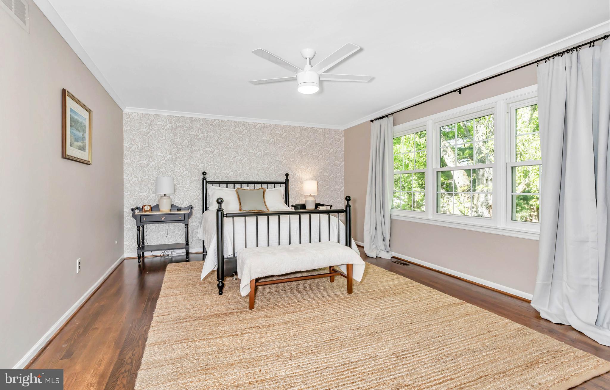 4 Kenwick Road Hockessin, DE 19707 - Photo 20 of 44 Spacious primary bedroom suite