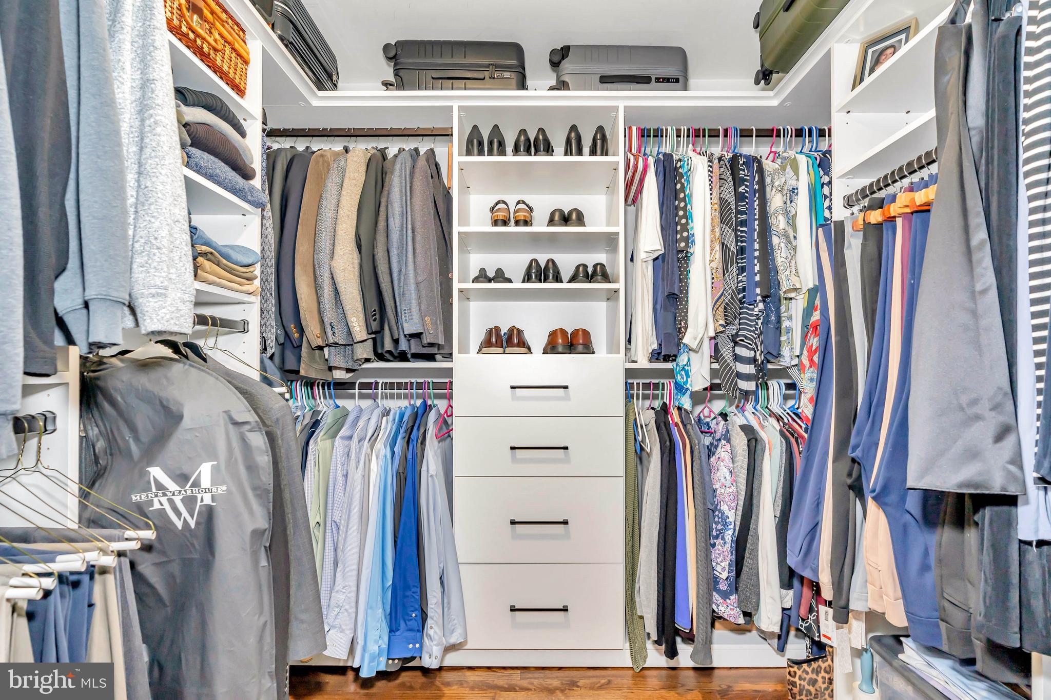4 Kenwick Road Hockessin, DE 19707 - Photo 23 of 44 Custom Walk-in closet - primary bedroom