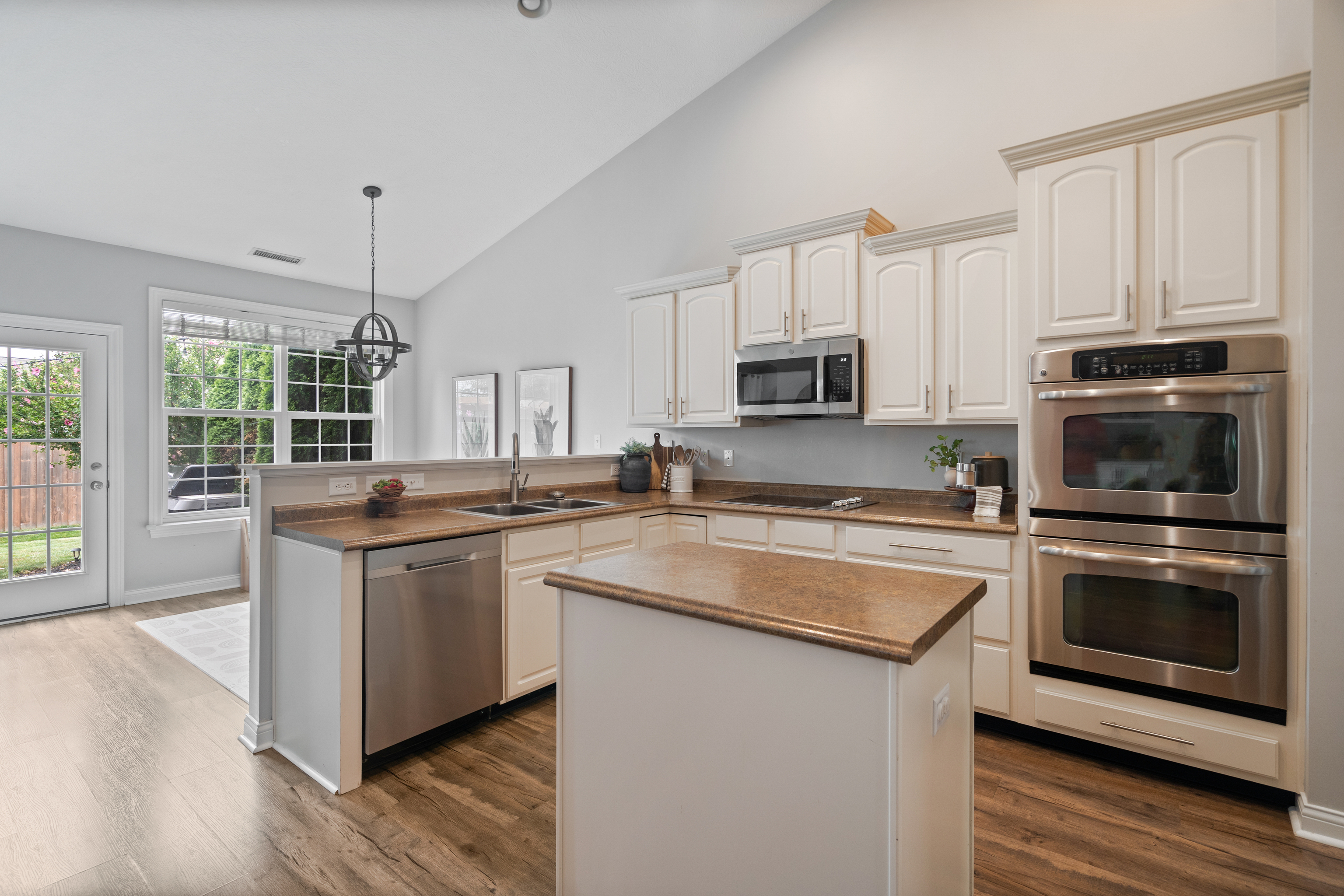 12339 Cold Stream Road Noblesville, IN 46060 - Photo 6 of 25 Gallery Image 6