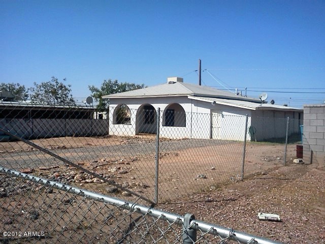2550 East Broadway Road Phoenix, AZ 85040 - Photo 2 of 5 Front Home