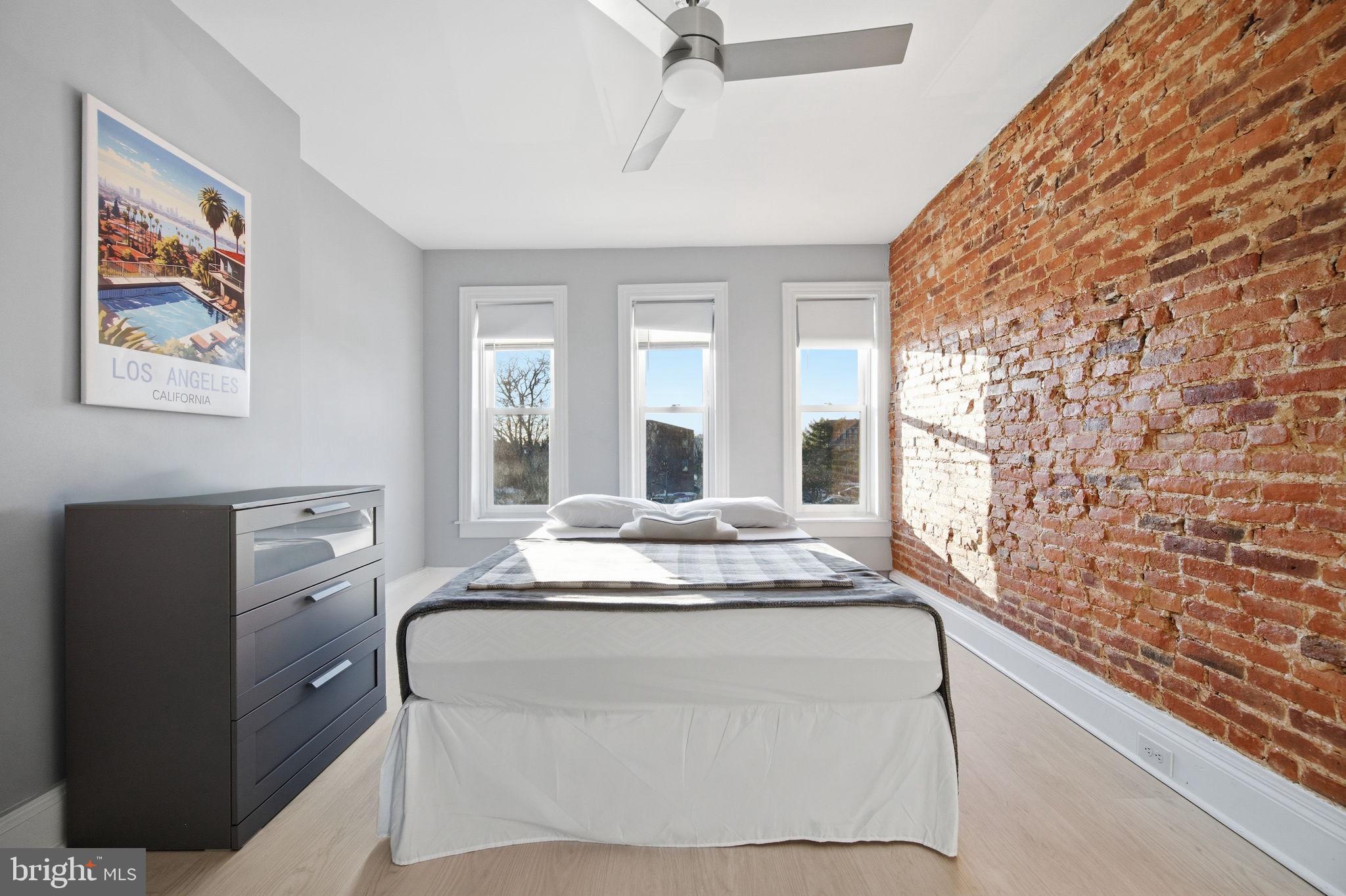 1015 Riverside Avenue Baltimore, MD 21230 - Photo 15 of 43