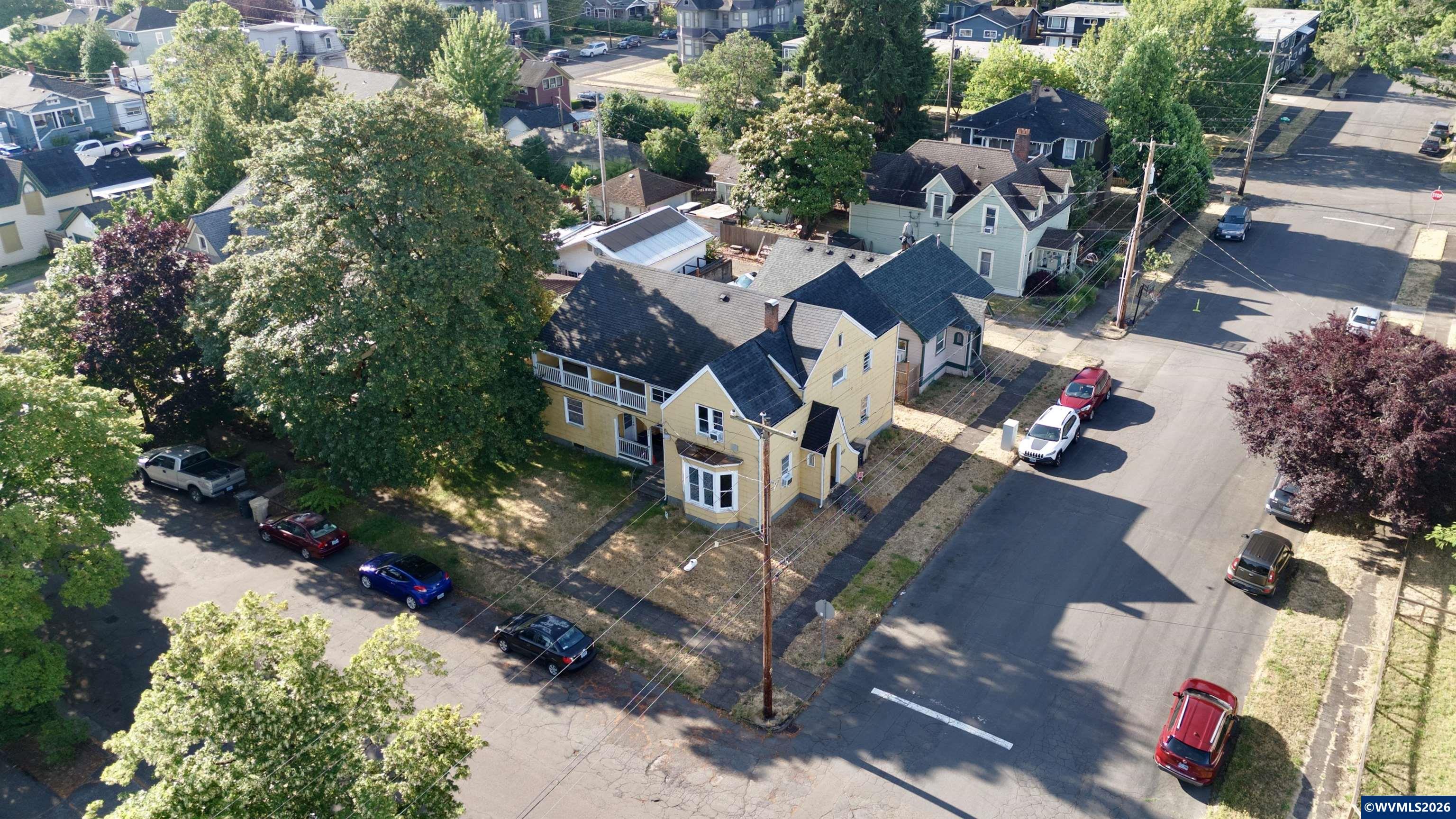 206 Southeast 4th Avenue Albany, OR 97321 - Photo 4 of 6