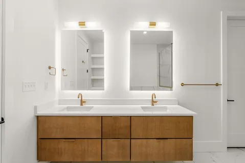 $1,479,000 | 321 31st Avenue North, Unit B1 (C), Nashville, TN 37203