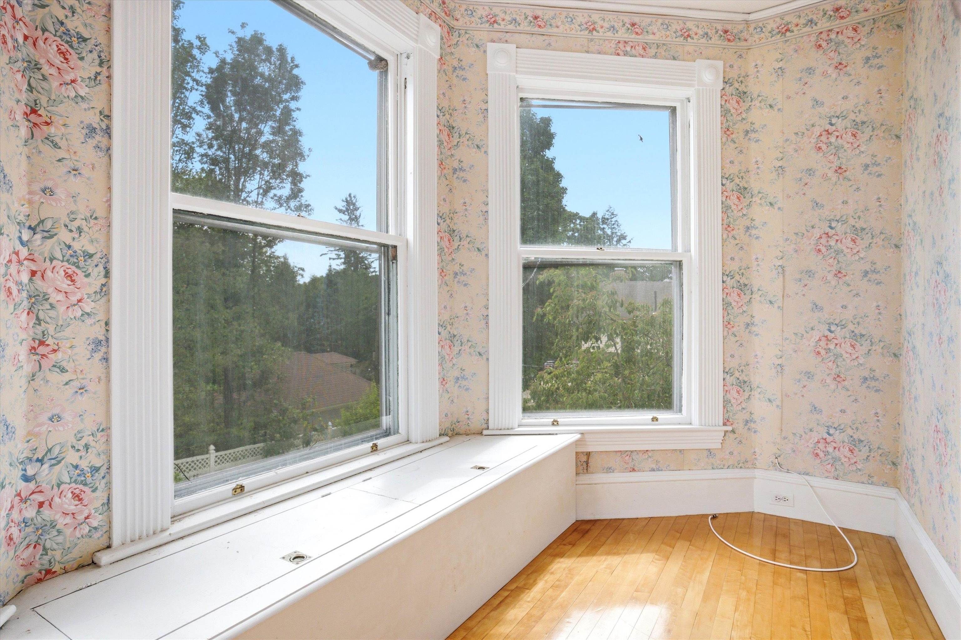 2108 Elm Street Manchester, NH 03104 - Photo 28 of 59
