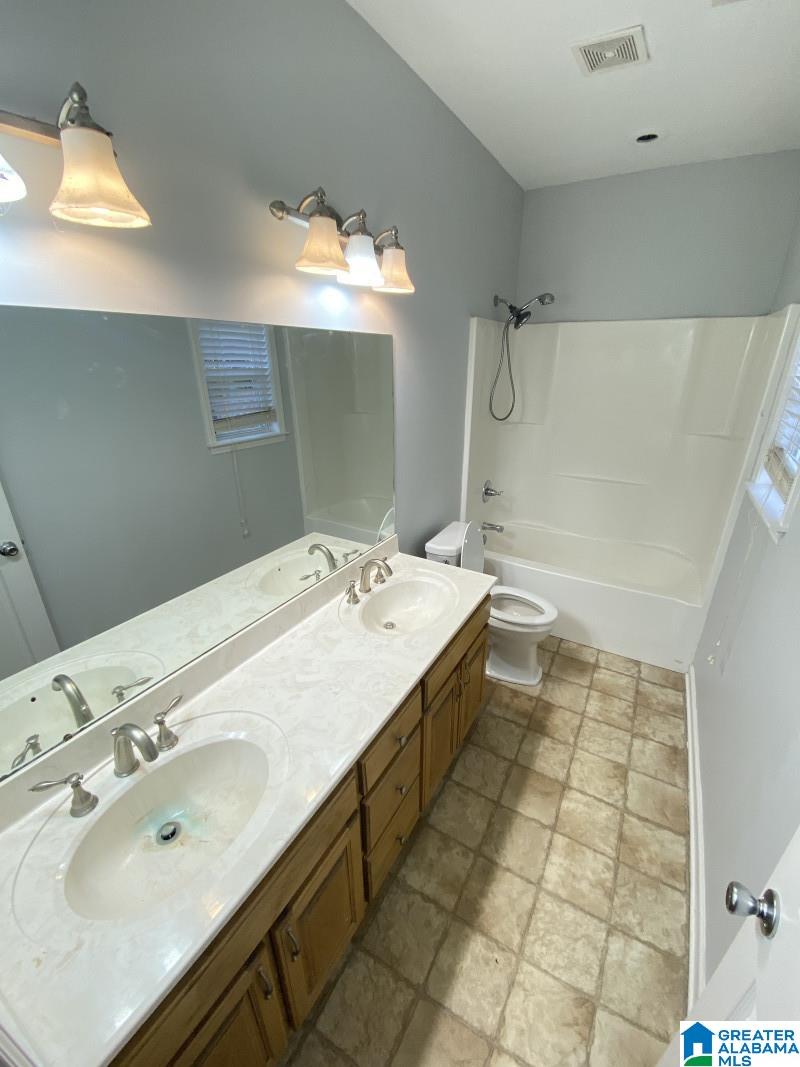 23 Crumpton Street Thorsby, AL 35171 - Photo 12 of 18