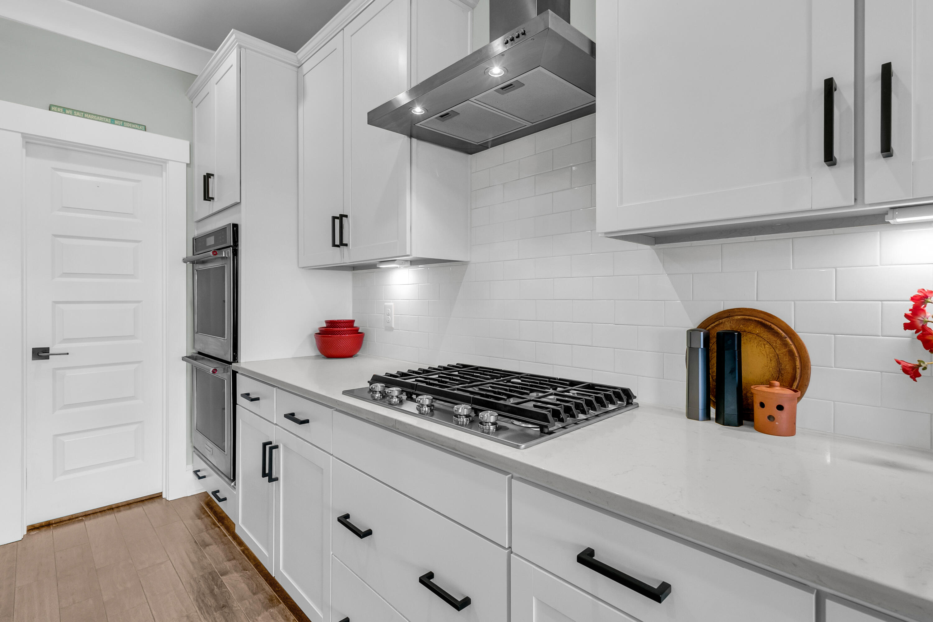 562 Pontoon Road Huger, SC 29450 - Photo 8 of 52 Gas Cooktop