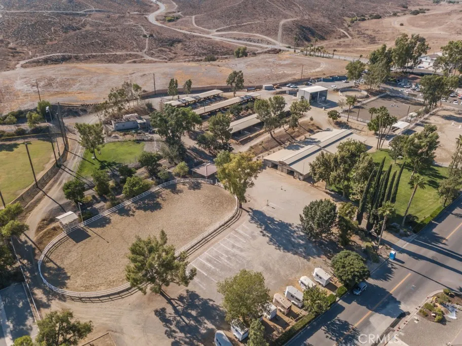 29046 Scout Canyon Lake Canyon Lake, CA 92587 - Photo 35 of 40