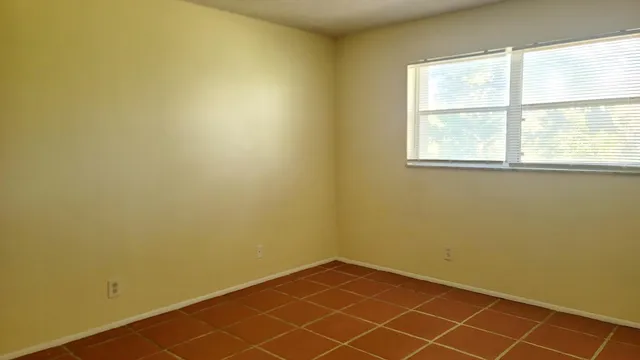 $1,750 | 7911 North Colony Circle, Unit 305, Tamarac, FL 33321