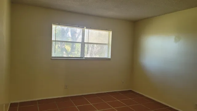 $1,750 | 7911 North Colony Circle, Unit 305, Tamarac, FL 33321