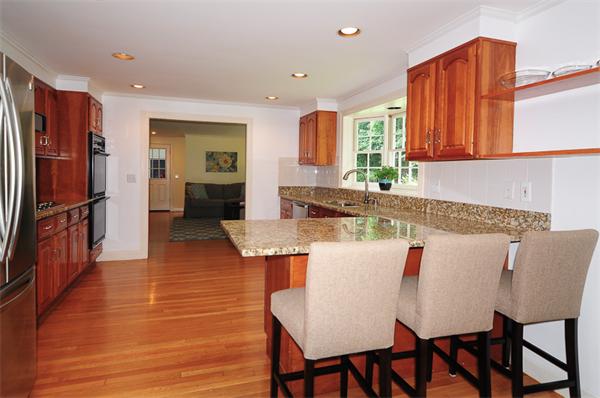 55 Standish Road Wellesley, MA 02481 - Photo 7 of 18