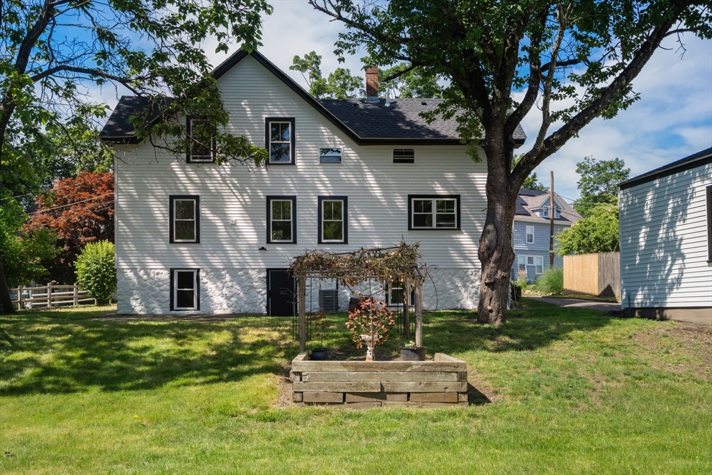 2 Everett Street Maynard, MA 01754 - Photo 8 of 37