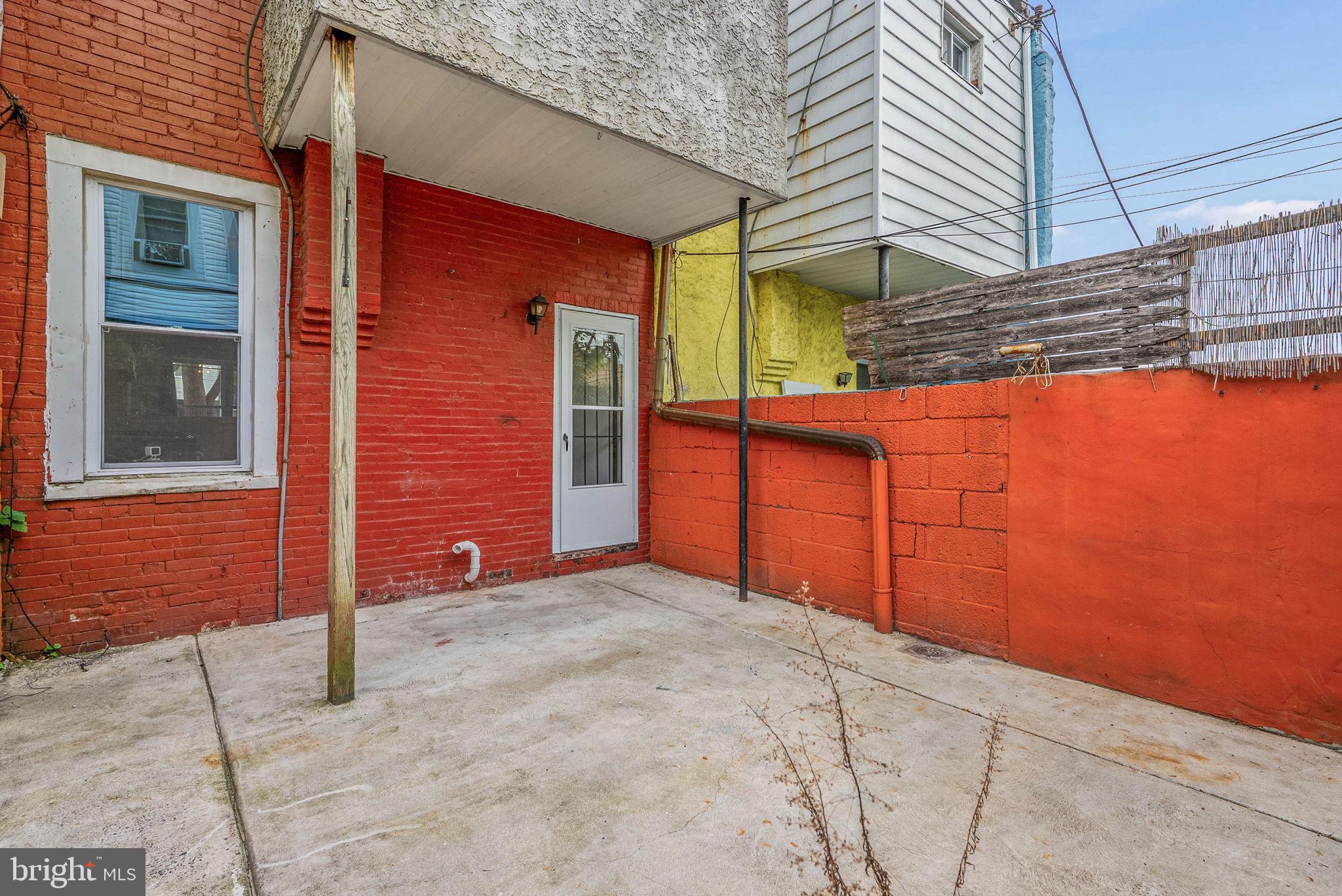 2951 Gerritt Street Philadelphia, PA 19146 - Photo 12 of 21 a view of a backyard of the house