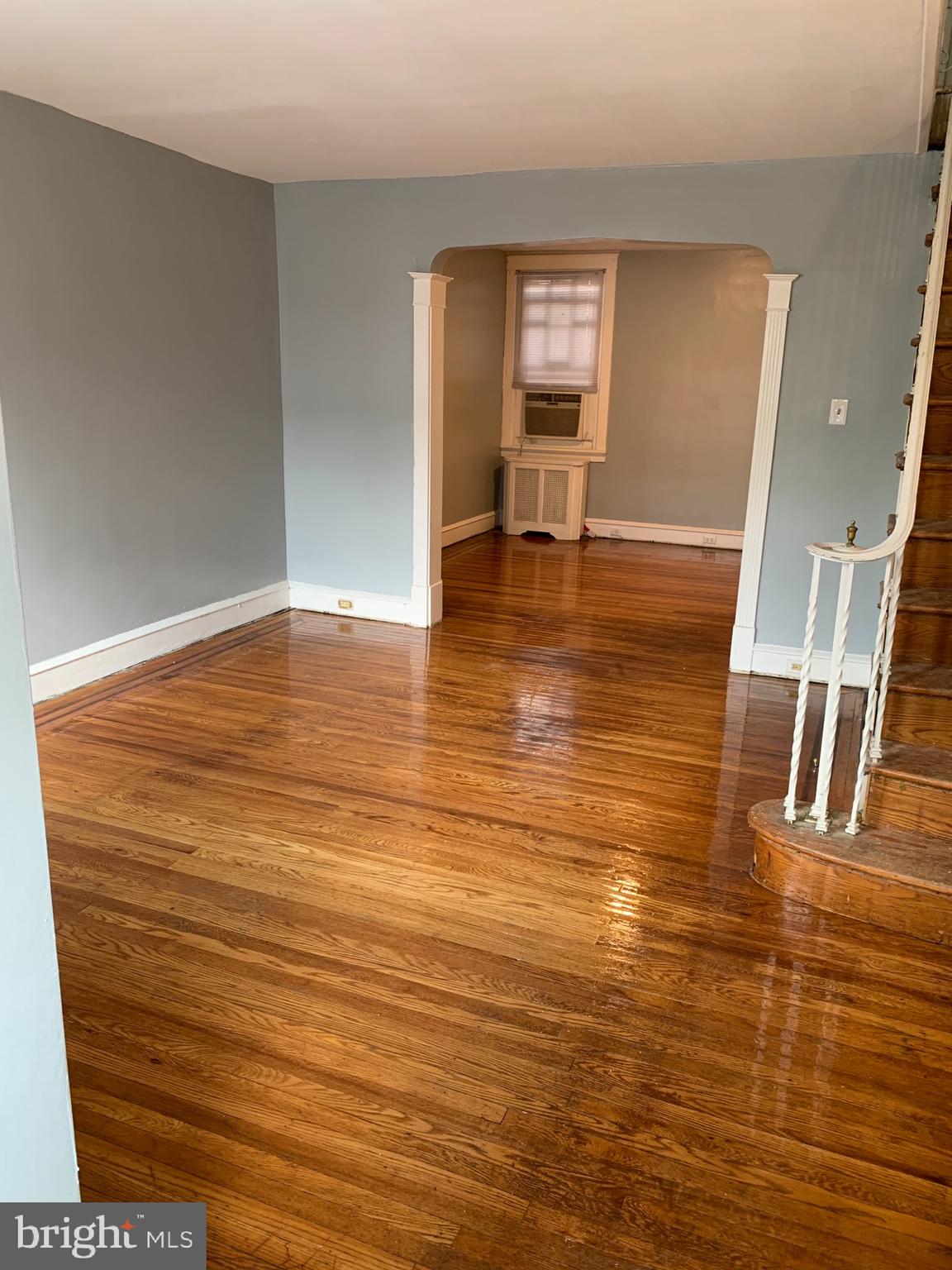 277 Sanford Road Upper Darby, PA 19082 - Photo 3 of 18