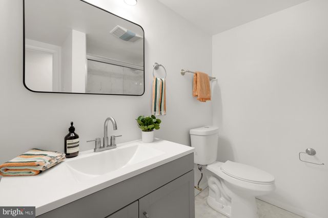 $137,500 | 9250 Edwards Way, Unit 208A, Hyattsville, MD 20783