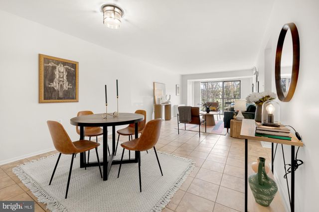 $137,500 | 9250 Edwards Way, Unit 208A, Hyattsville, MD 20783