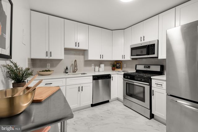 $137,500 | 9250 Edwards Way, Unit 208A, Hyattsville, MD 20783