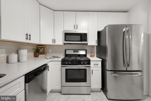 $137,500 | 9250 Edwards Way, Unit 208A, Hyattsville, MD 20783