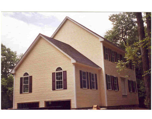 107 Burlingame Road Charlton, MA 01507 - Photo 1 of 1 Gallery Image 1