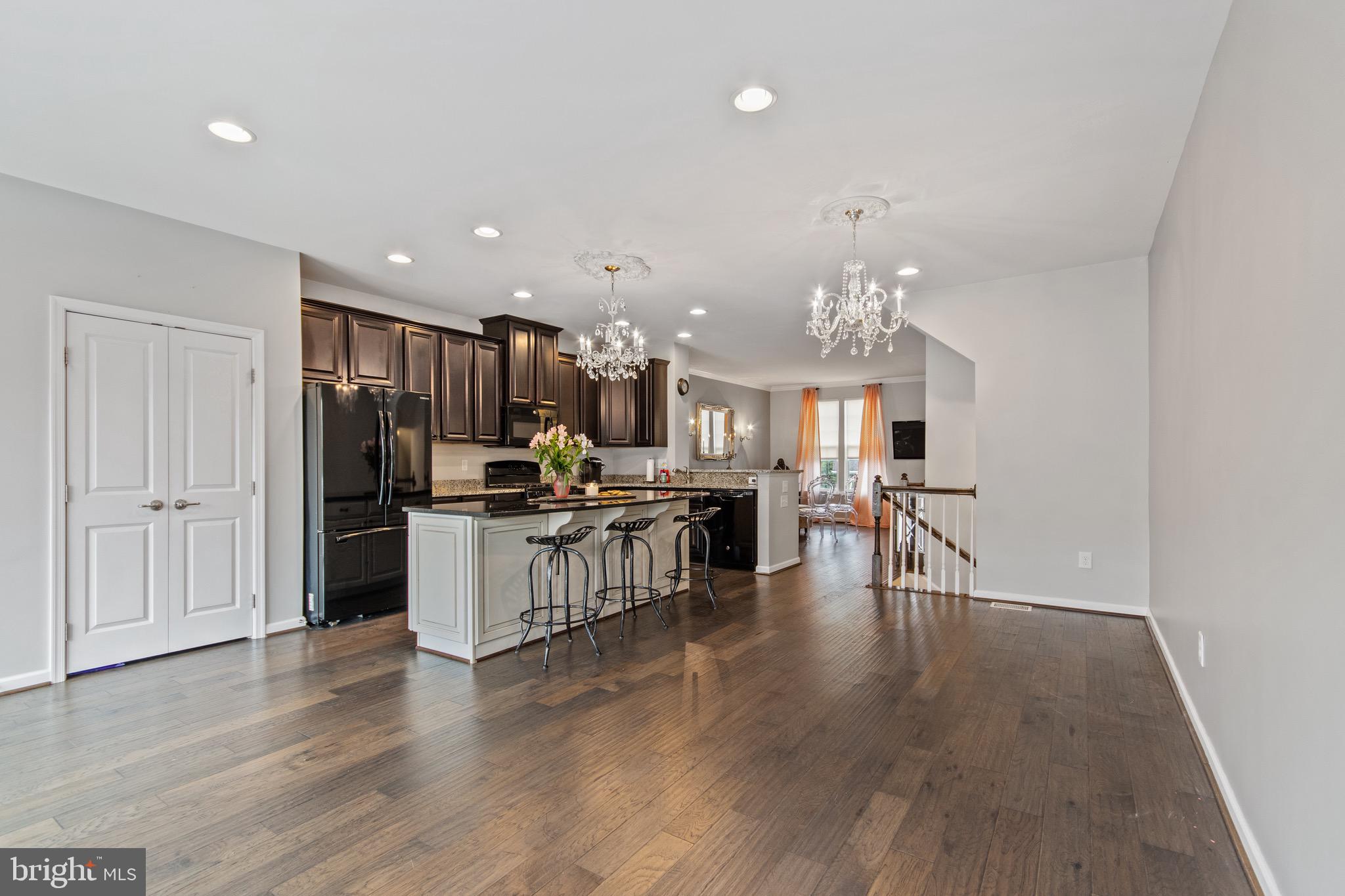 103 Emerson Court Clementon, NJ 08021 - Photo 3 of 24