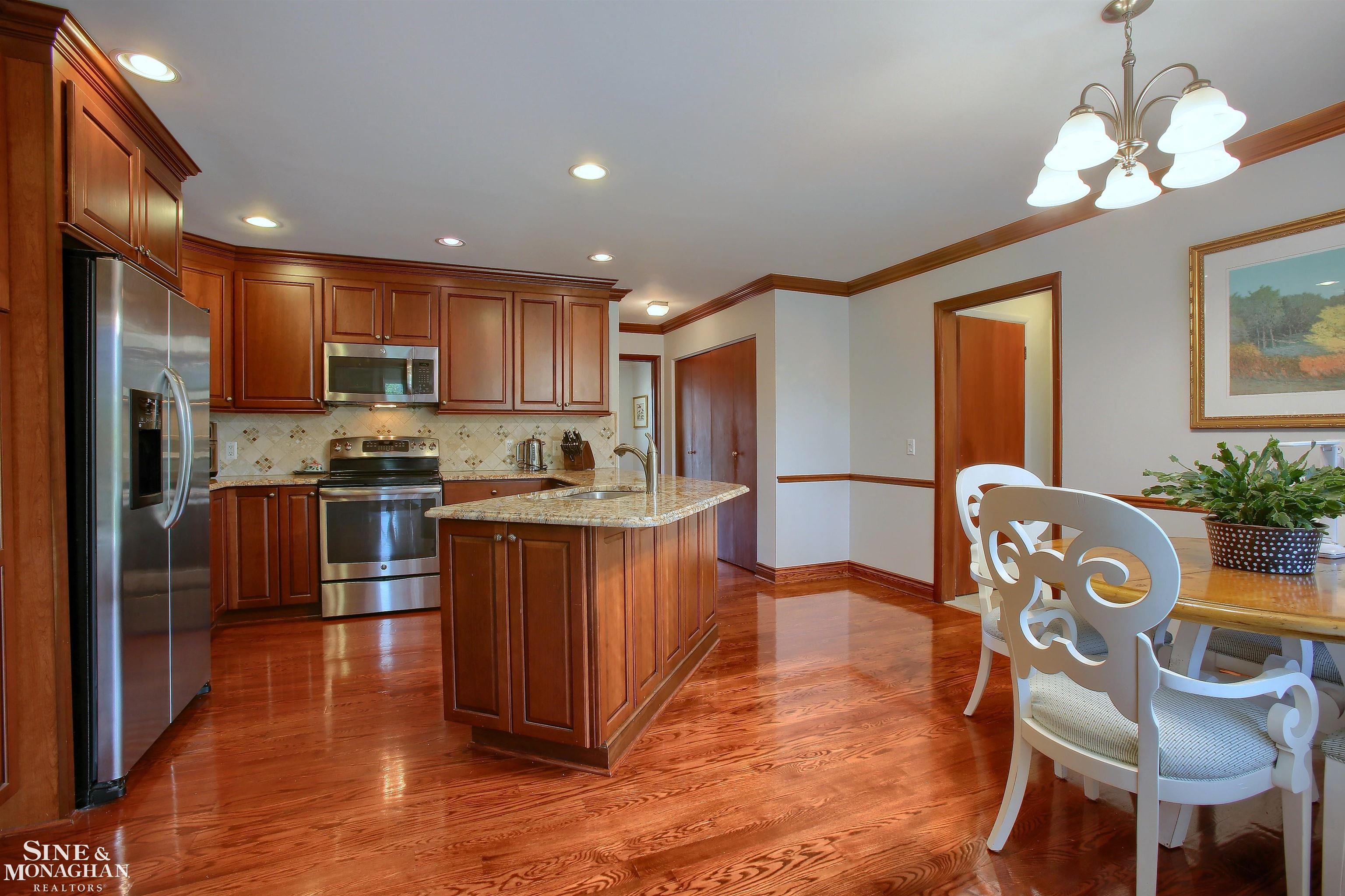 54 Willison Road Grosse Pointe Shores, MI 48236 - Photo 11 of 44