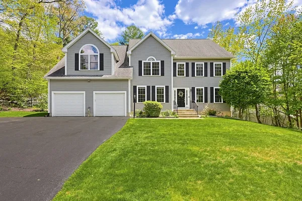 $864,900 | 42 Shining Rock Drive, Northbridge, MA 01534