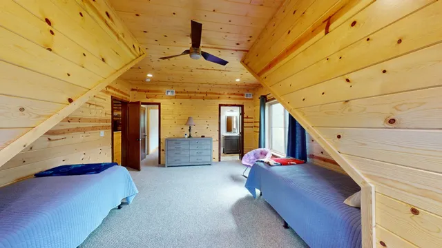 $1,595,000 | 7523 Nelson Road, Crane Lake, MN 55725