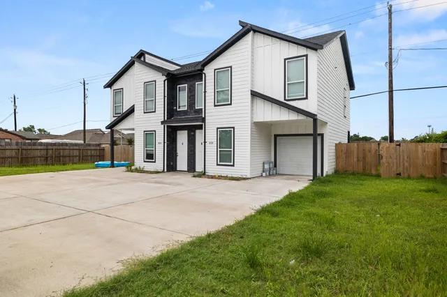 $1,700 | 8534 Woodlyn Road, Houston, TX 77028