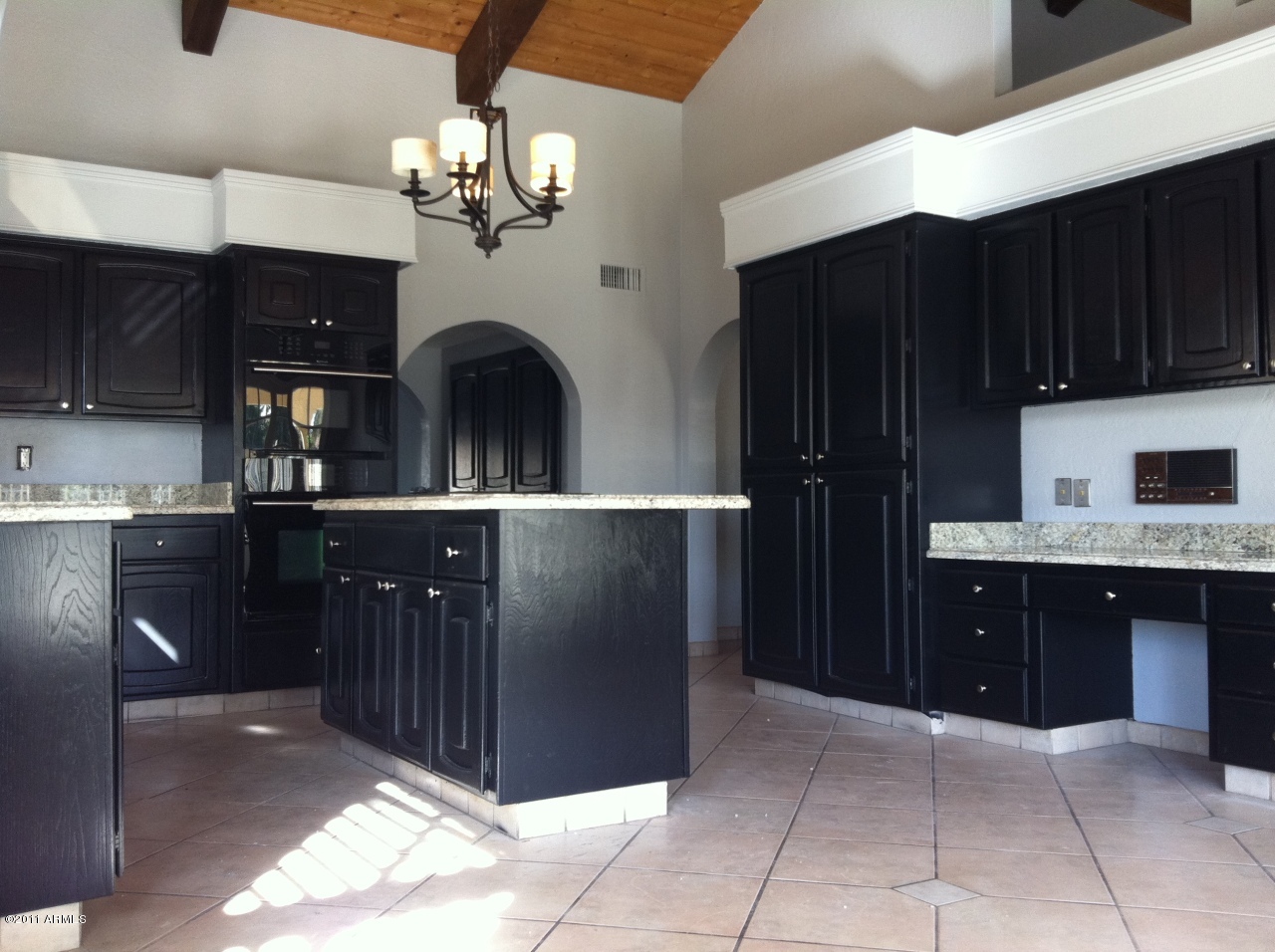 7635 West Wagoner Road Glendale, AZ 85308 - Photo 12 of 20 kitchen2