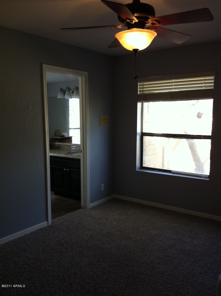 7635 West Wagoner Road Glendale, AZ 85308 - Photo 16 of 20 bath