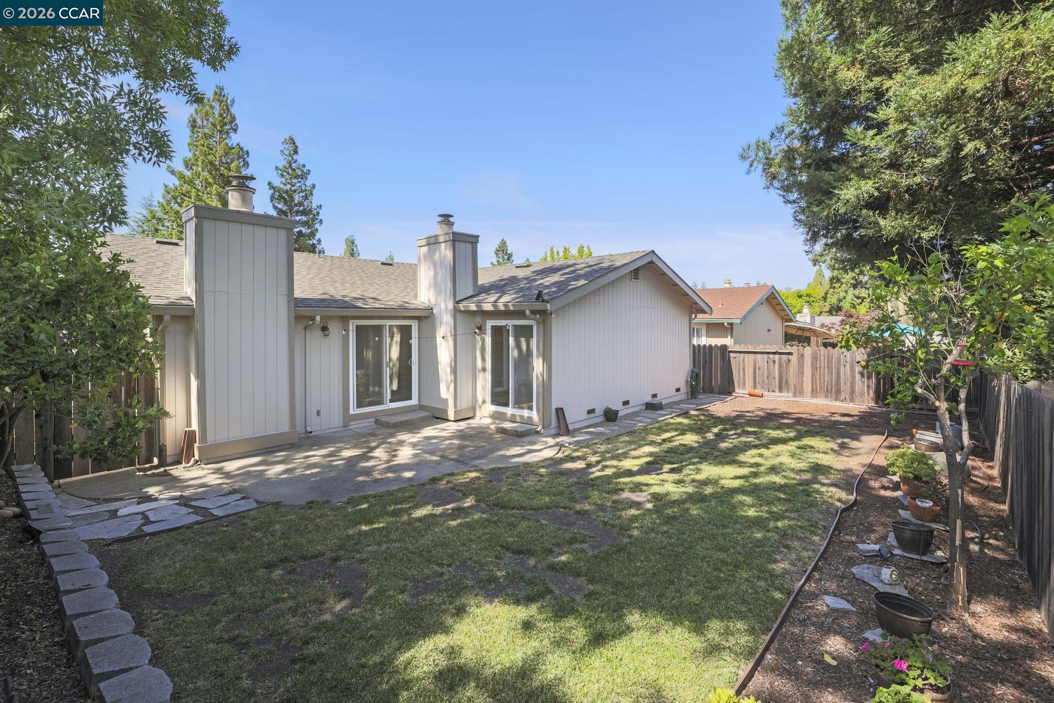1431 Ridgewood Drive Martinez, CA 94553 - Photo 30 of 32
