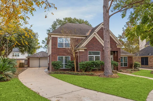 $405,000 | 18538 Iron Lake Drive, Houston, TX 77084