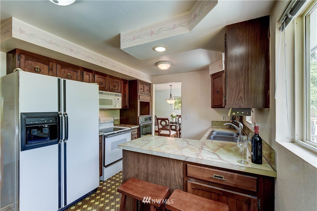 2421 243rd Place Southwest Bothell, WA 98021 - Photo 10 of 30