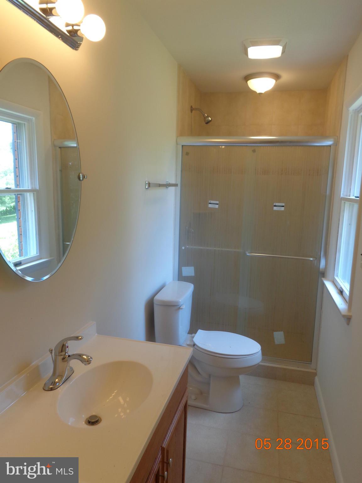 2308 Vineyard Road Falling Waters, WV 25419 - Photo 15 of 30 Bath