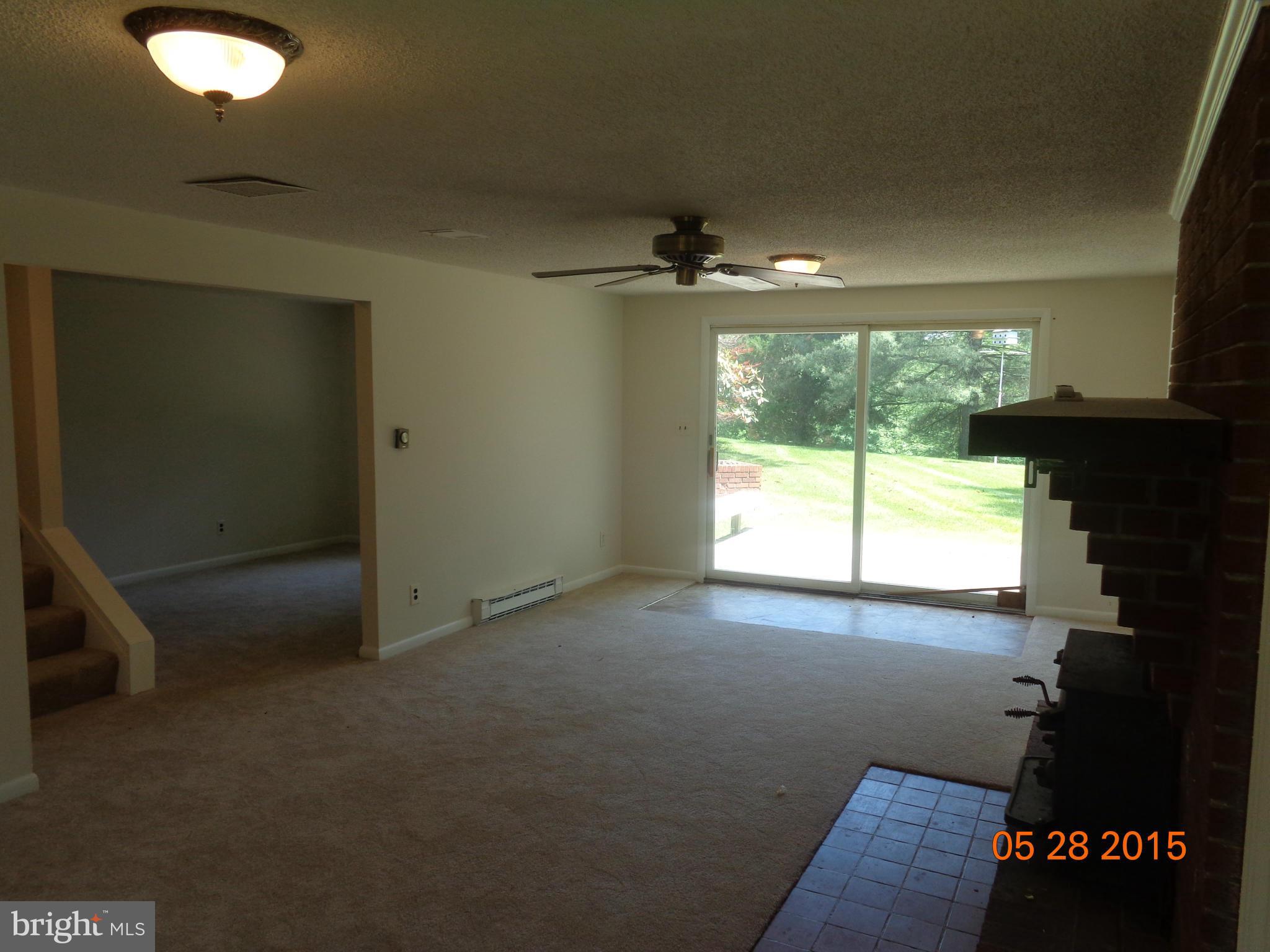2308 Vineyard Road Falling Waters, WV 25419 - Photo 17 of 30 Family Room