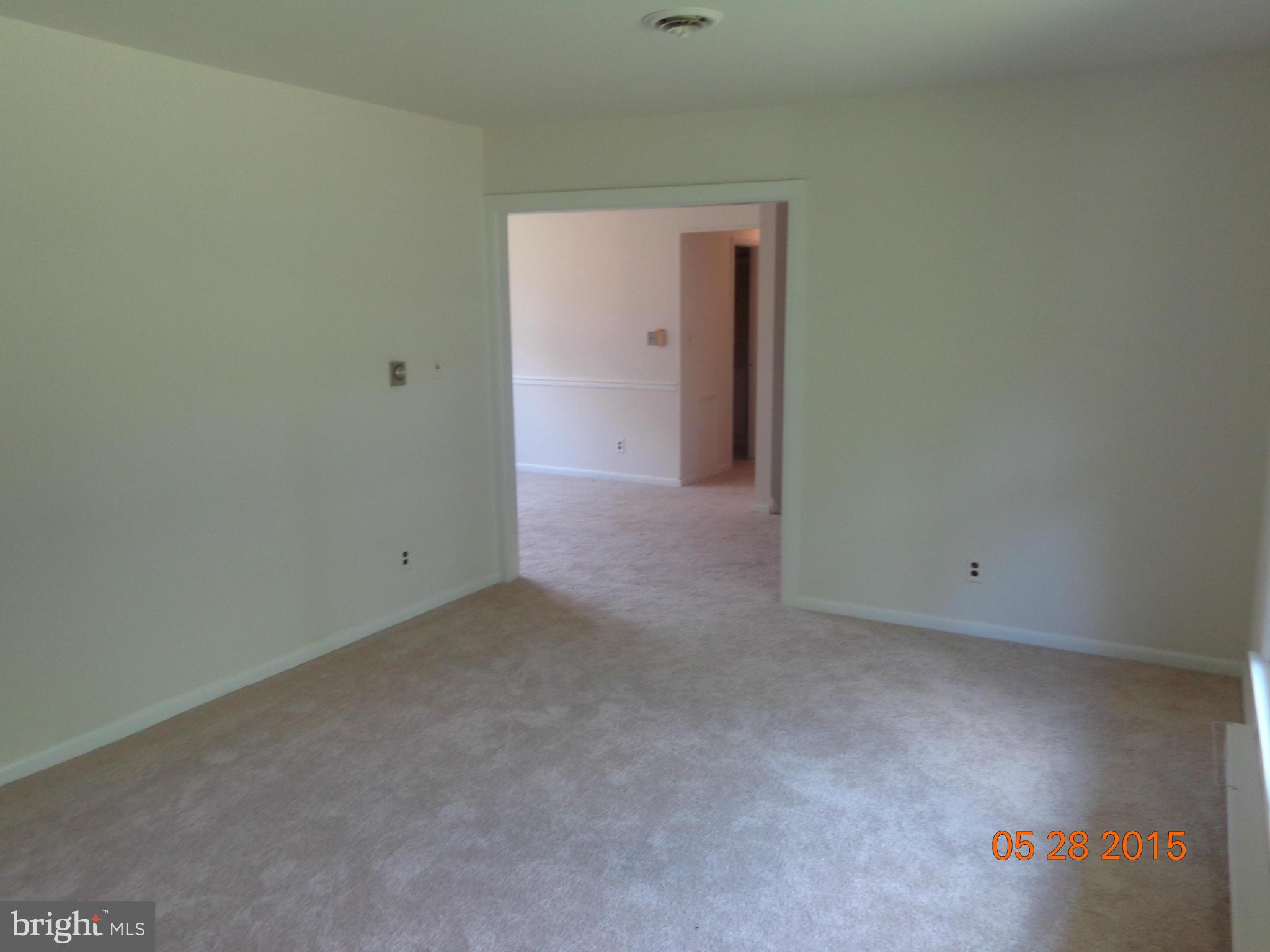 2308 Vineyard Road Falling Waters, WV 25419 - Photo 9 of 30 Interior (General)