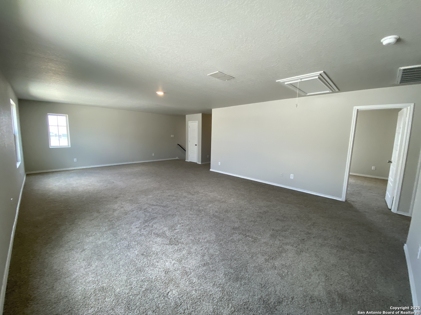 10822 Randolph Way Converse, TX 78109 - Photo 22 of 33 a view of empty room