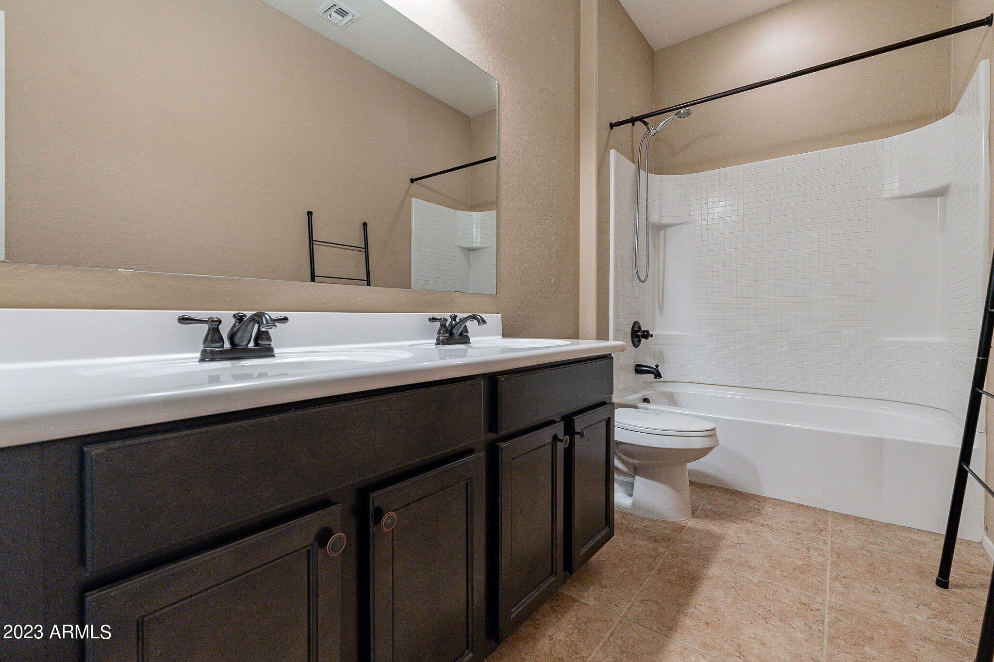 15948 West Berkeley Road Goodyear, AZ 85395 - Photo 37 of 66 36 upstairs guest bathroom-Berkeley