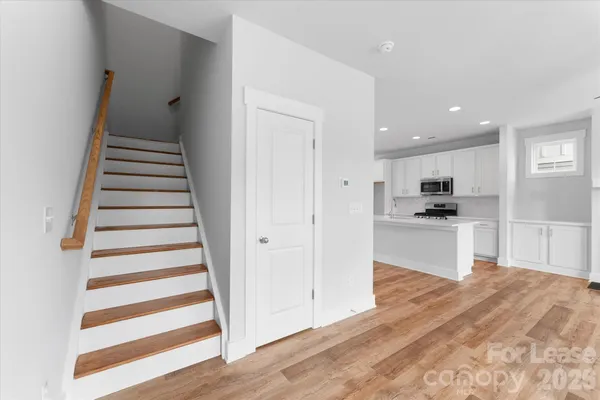 $3,200 | 628 Amalfi Drive, Davidson, NC 28036