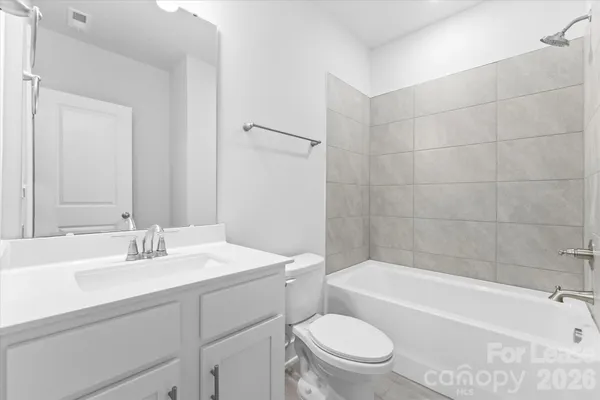 $3,200 | 628 Amalfi Drive, Davidson, NC 28036