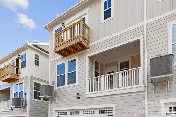 $3,200 | 628 Amalfi Drive, Davidson, NC 28036