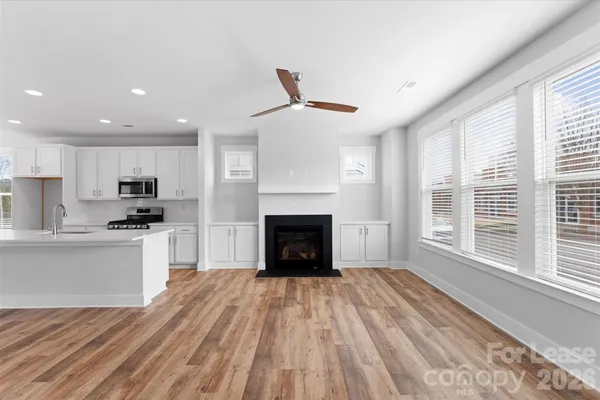 $3,200 | 628 Amalfi Drive, Davidson, NC 28036