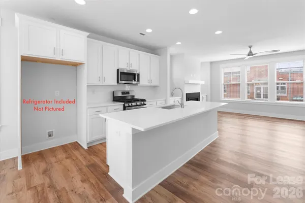 $3,200 | 628 Amalfi Drive, Davidson, NC 28036