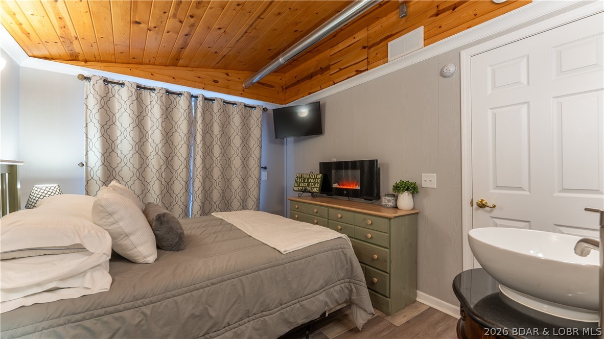 1368 Hickory Lane Osage Beach, MO 65065 - Photo 20 of 40