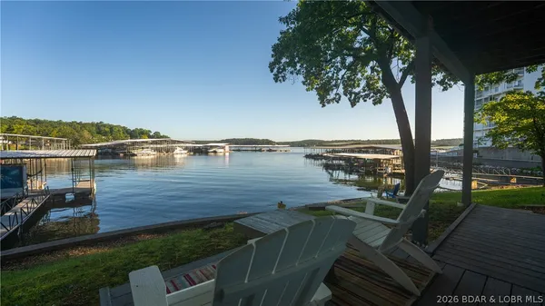 $910,000 | 1368 Hickory Lane, Osage Beach, MO 65065