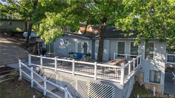 $910,000 | 1368 Hickory Lane, Osage Beach, MO 65065