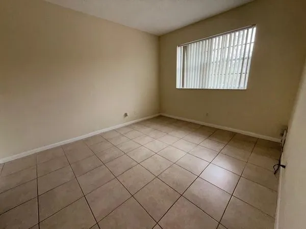 $2,550 | 671 Cypress Lake Boulevard, Unit D, Pompano Beach, FL 33064