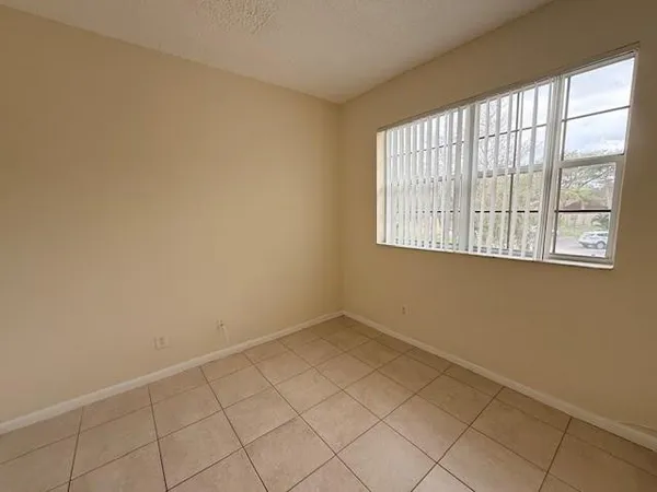 $2,550 | 671 Cypress Lake Boulevard, Unit D, Pompano Beach, FL 33064