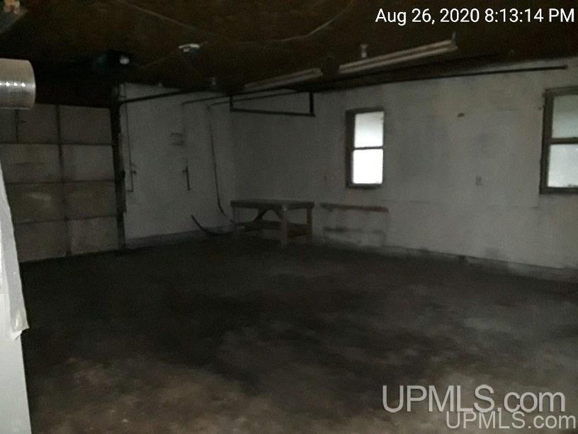 8077 Co Road Gladstone, MI 49837 - Photo 19 of 21