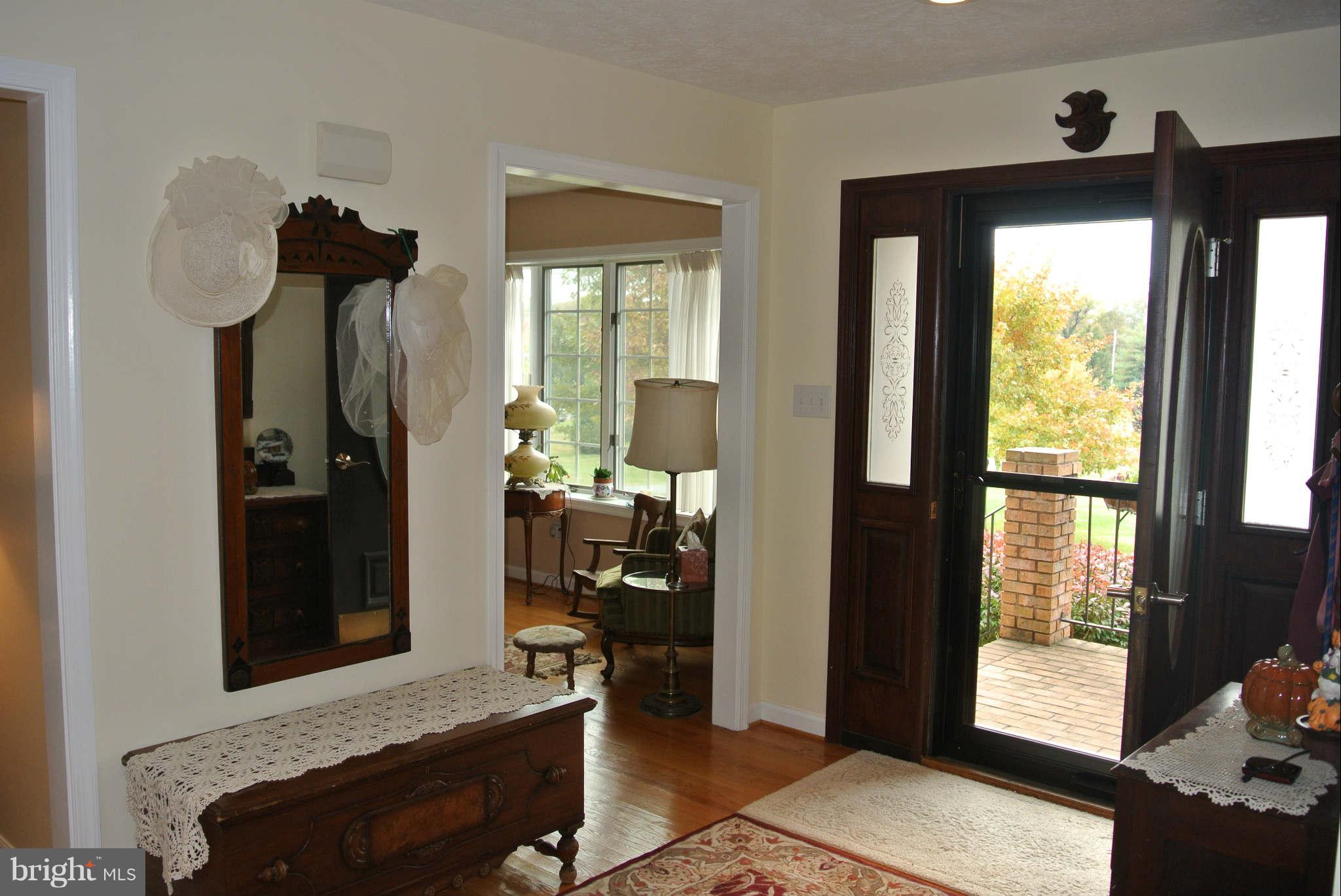 211 White Hall Road Winchester, VA 22603 - Photo 13 of 29 Interior (General)