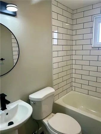 $1,875 | 214 Barbara Drive, McKees Rocks, PA 15136